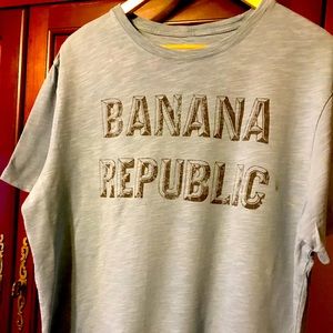 Banana Republic T-Shirt